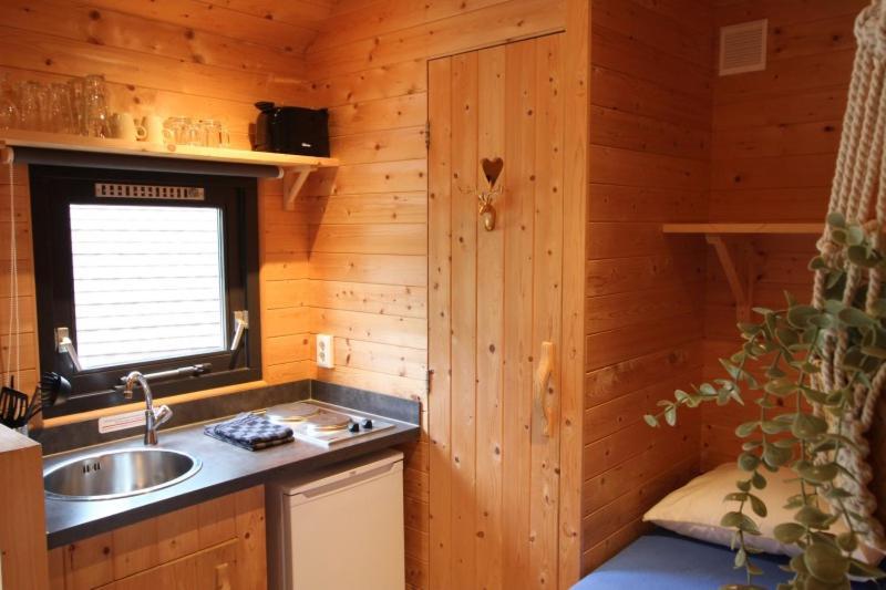 Wood Cabin 4 Personen Baarle-Nassau Exterior photo