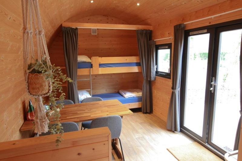 Wood Cabin 4 Personen Baarle-Nassau Exterior photo