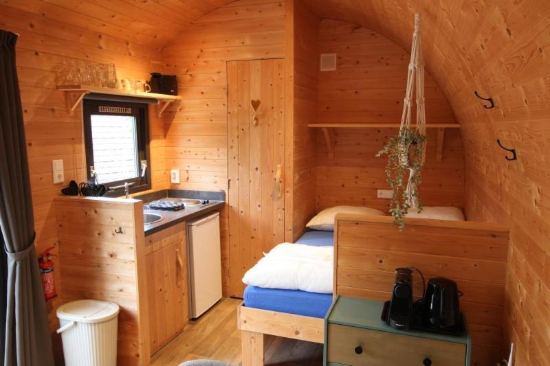 Wood Cabin 4 Personen Baarle-Nassau Exterior photo